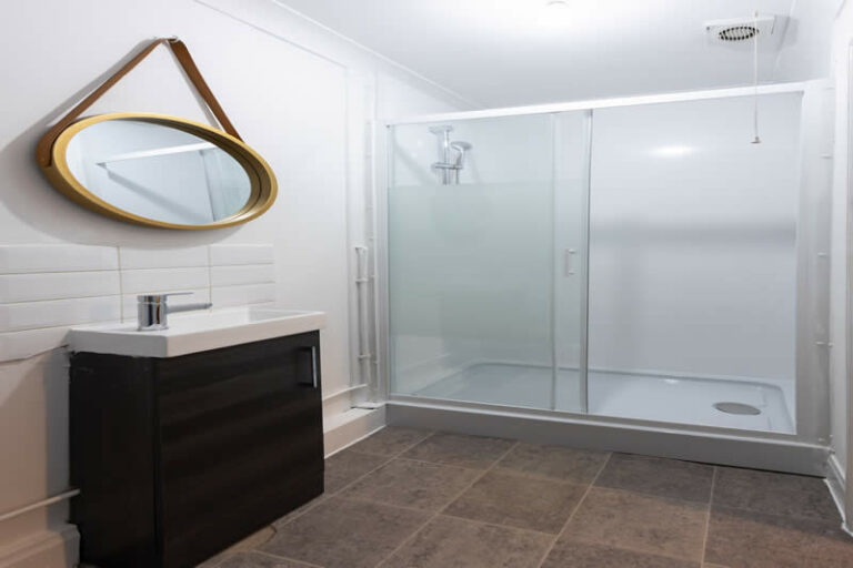 bethnall_Bathroom 2